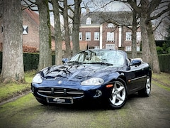 Jaguar XK8 - 4.0 V8 Convertible / ORG. NL. / YOUNGTIMER / NAP