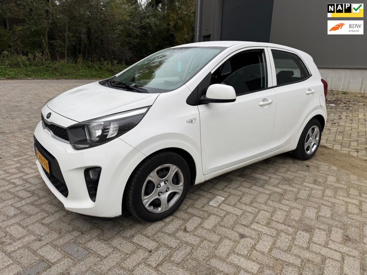 Kia Picanto - 1.0 MPi ComfortPlusLine carplay Navi airco - AutoWereld.nl