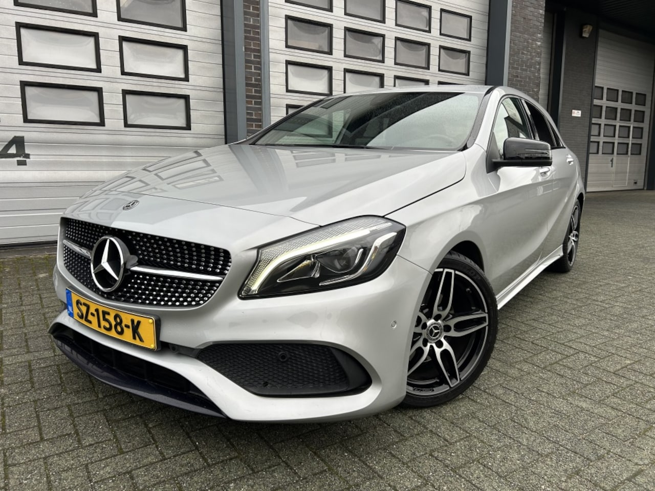 Mercedes-Benz A-klasse - 160 AMG Automaat Nieuwstaat! NAP! - AutoWereld.nl