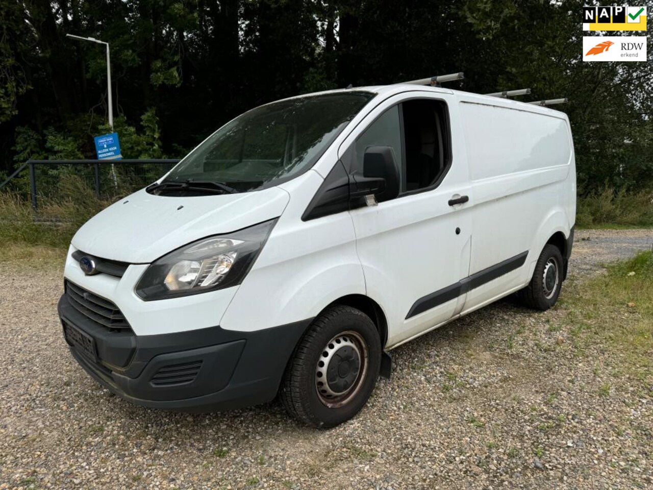 Ford Transit Custom - 300 2.2 TDCI L1H1 Ambiente 300 2.2 TDCI L1H1 Ambiente - AutoWereld.nl