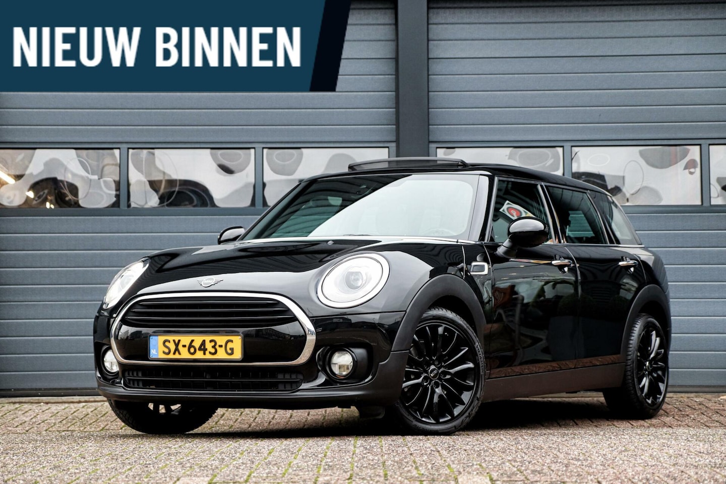 MINI Clubman - 1.5 Cooper Salt /LED/PANODAK/CARPLAY/PDC/KEYLESS/CRUISE/1E EIGENAAR! - AutoWereld.nl