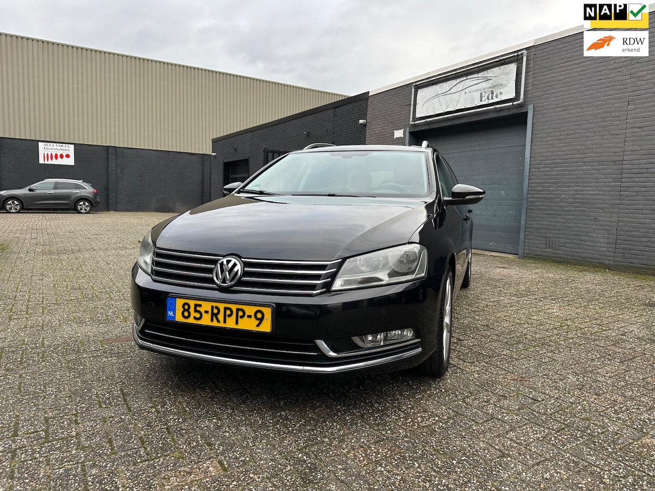 Volkswagen Passat Variant - 1.4 TSI Highline BlueMotion Aut. Clima Cruise Navi Leer PDC APK NAP. - AutoWereld.nl