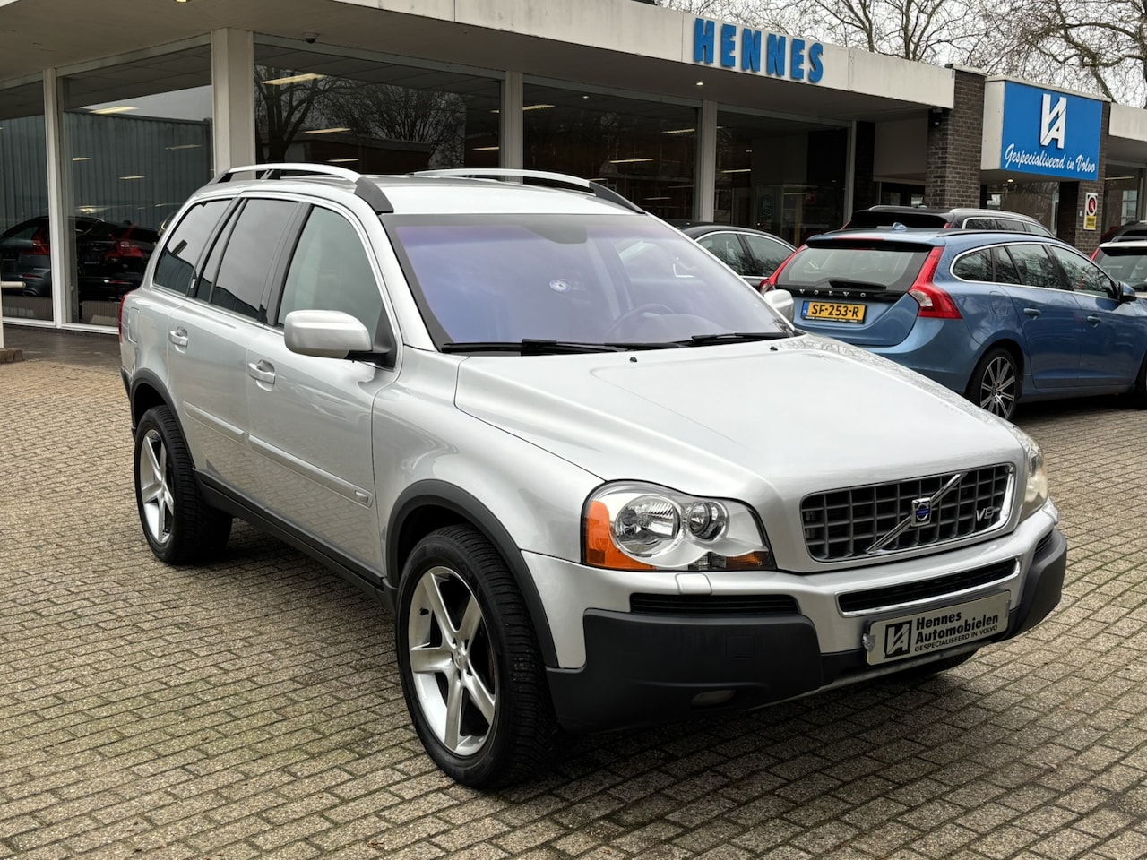 Volvo XC90 - 4.4 V8 AWD Executive 7P BTW netto €12200,- - AutoWereld.nl