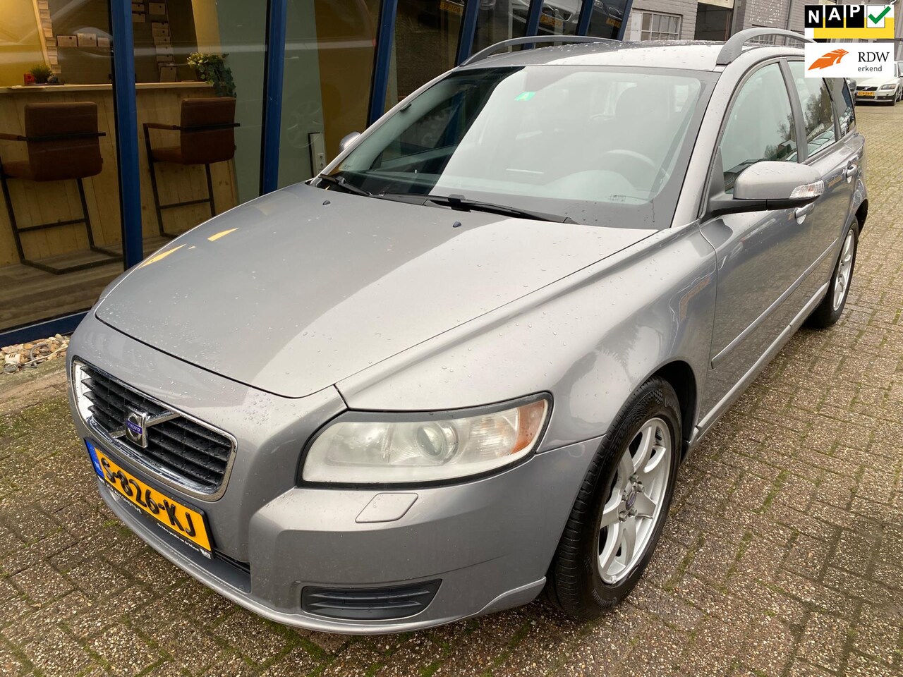 Volvo V50 - 2.5 T5 Kinetic 230PK Automaat Youngtimer - AutoWereld.nl