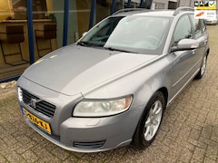 Volvo V50 - 2.5 T5 Kinetic 230PK Automaat Youngtimer