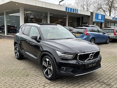 Volvo XC40 - 2.0 T5 AWD Intro Edition Keyless 360 Pano Autopilot