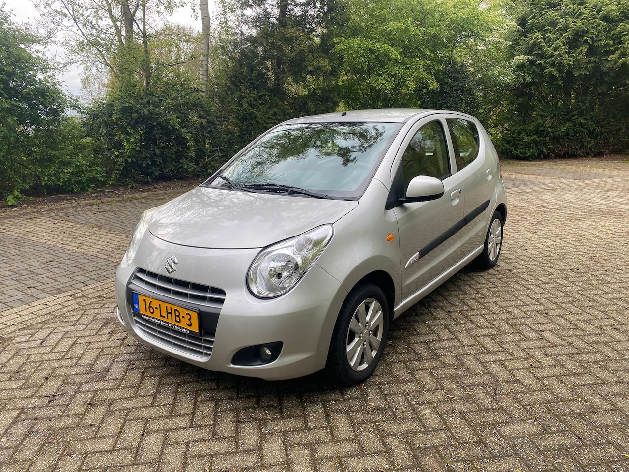 Suzuki Alto - 1.0 Exclusive - AutoWereld.nl