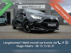 Toyota Yaris - 1.5 Hybrid Black Sport Camera|LED|Navi|Panorama