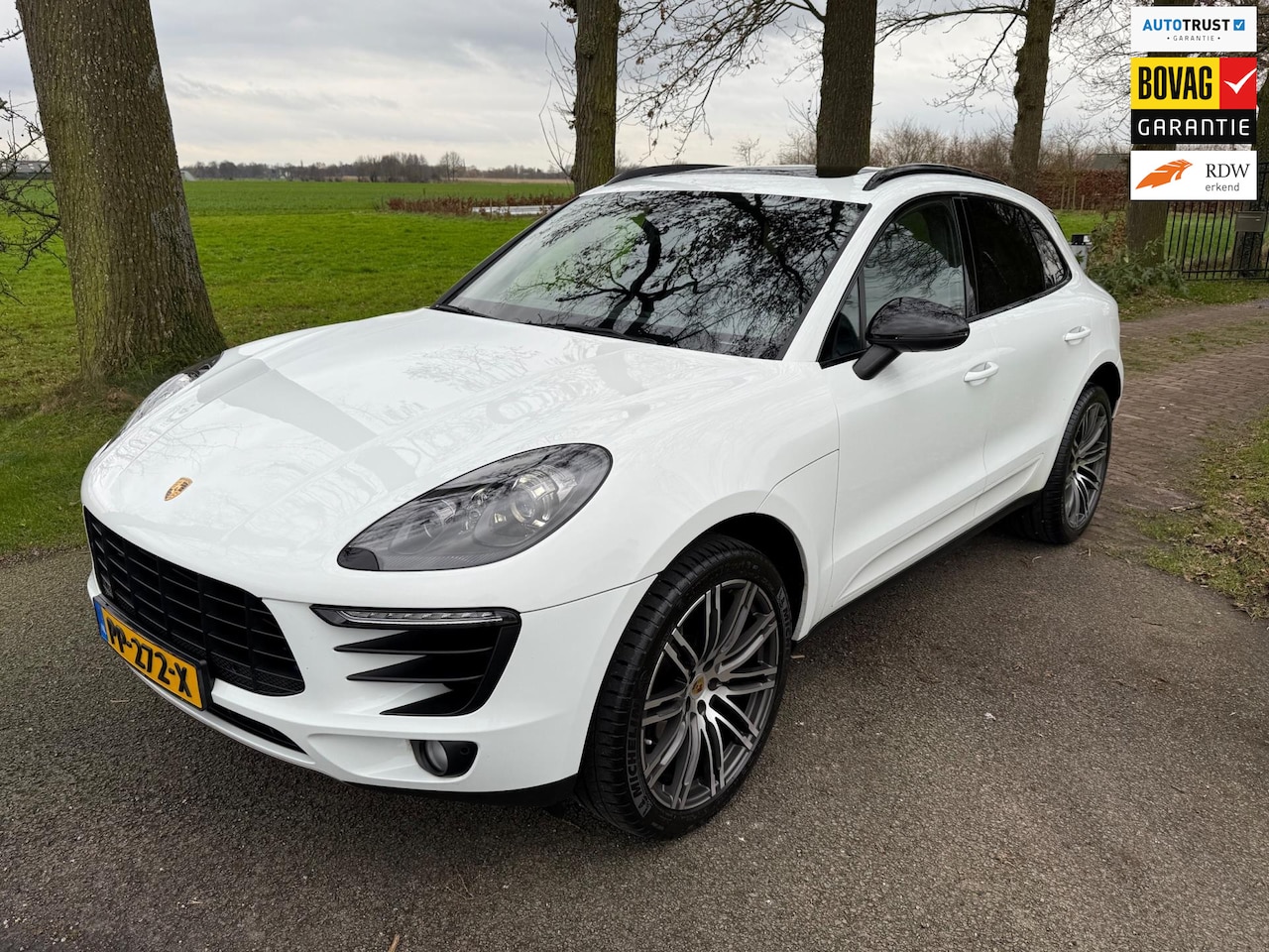 Porsche Macan - 2.0 / Pano / 21”/ NAP / Carplay / SportUitlaat / Xenon led / - AutoWereld.nl