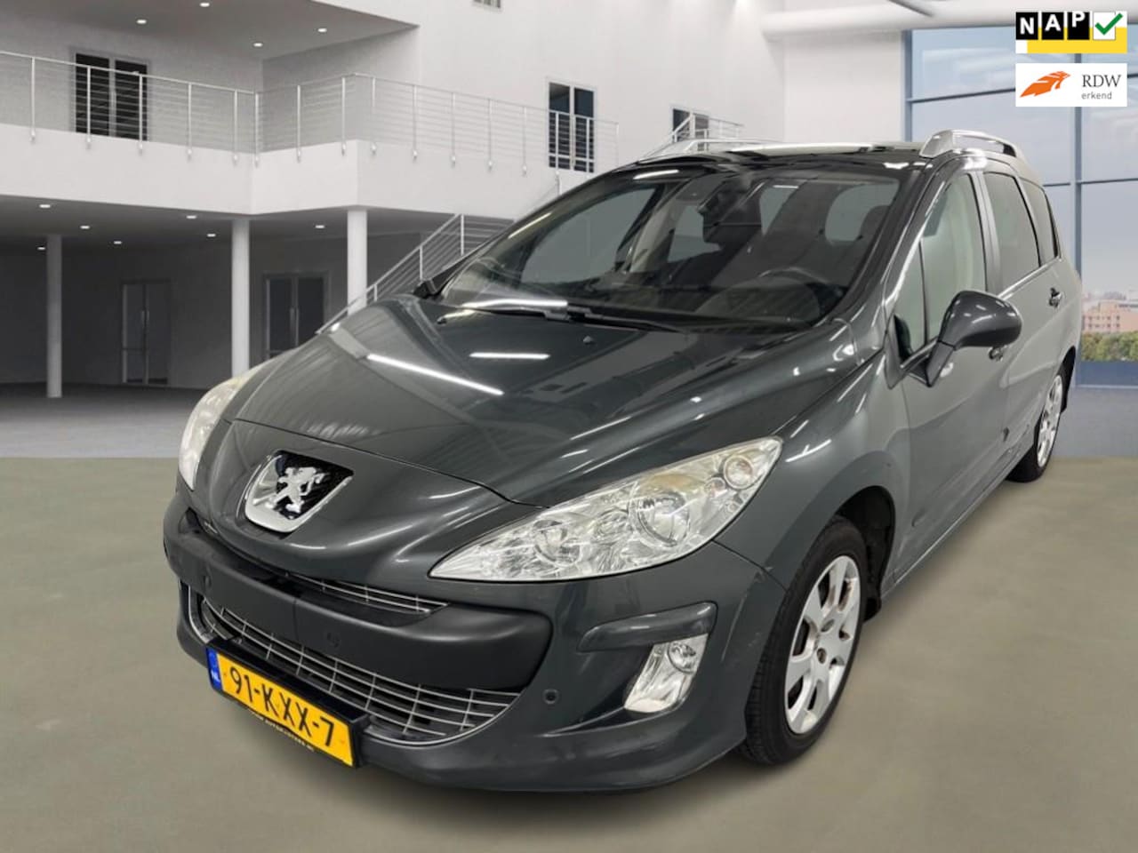 Peugeot 308 SW - 1.6 VTi XS/6STOELEN/PANO/PSENSOR/NAVI/ - AutoWereld.nl