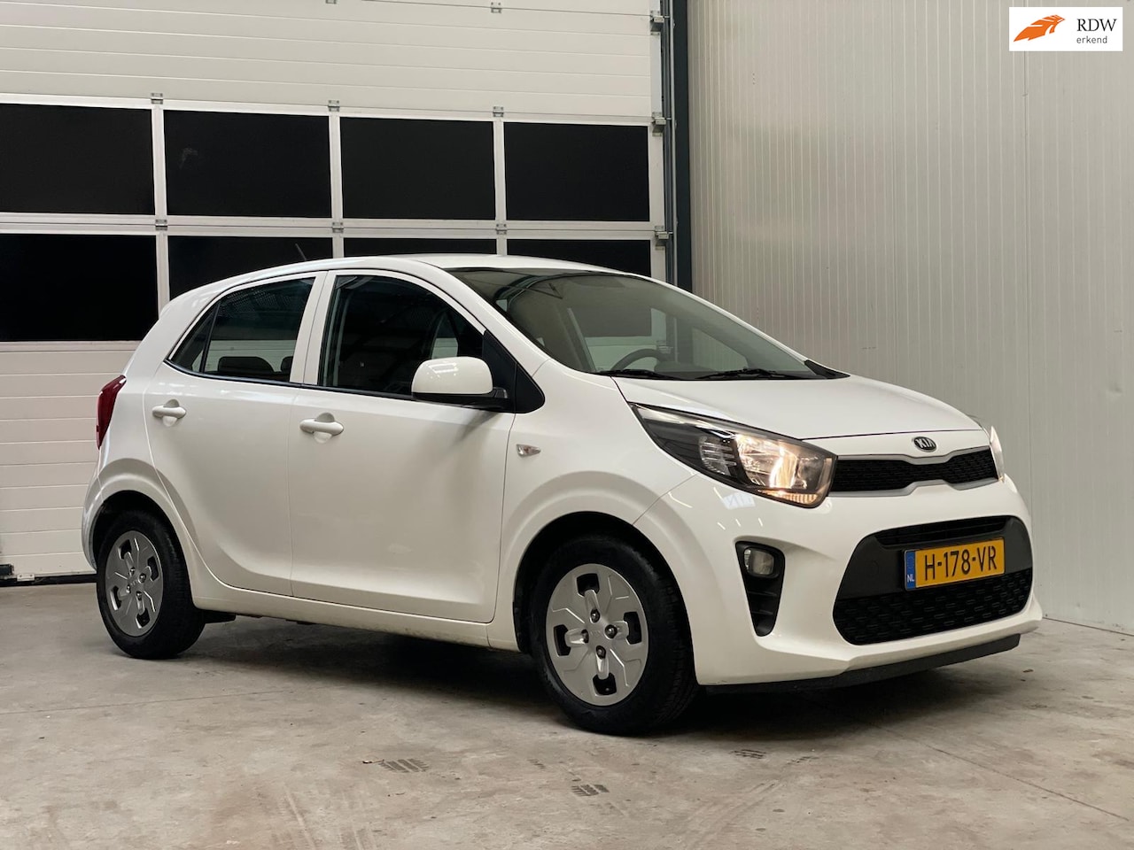 Kia Picanto - 1.0 Benzine | APK 04.2026 | Nieuwstaat! - AutoWereld.nl