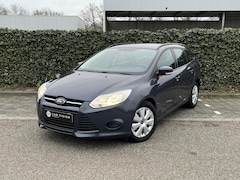 Ford Focus Wagon - 1.0 EcoBoost * Airco * Nieuwe distributie * Trekhaak