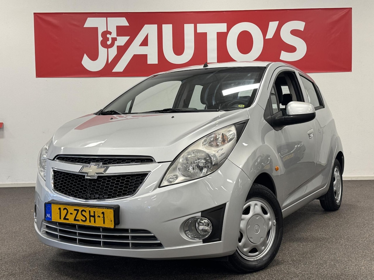 Chevrolet Spark - 1.0 16V LE ECC AIRCO, ELEC PAKKET, 07-2025 APK - AutoWereld.nl