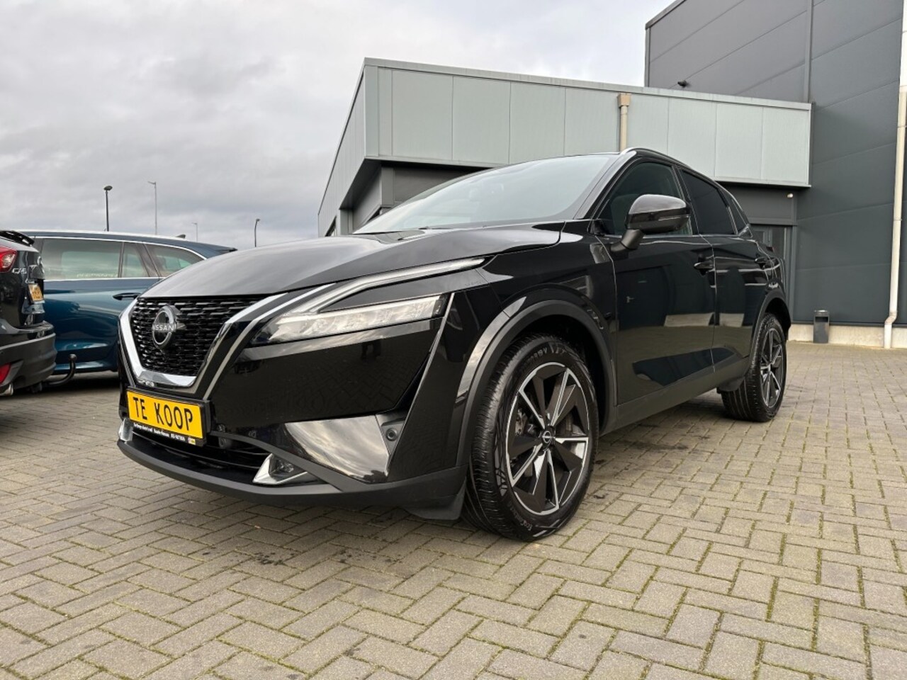 Nissan Qashqai - 1.3 DiG-T Aut. MHEV Tekna camera Panoramadak - AutoWereld.nl