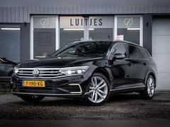 Volkswagen Passat Variant - 1.4 TSI PHEV GTE I Pano-dak I Leder I Trekhaak I iQ light I Massagestoelen I Carplay I Fac