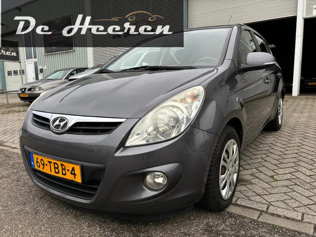 Hyundai i20 - 1.4i i-Motion Airco Dealer onderhouden - AutoWereld.nl