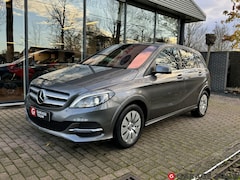 Mercedes-Benz B-klasse - 250 e Ambition 28 kWh €2000, - subsidie