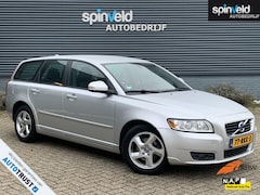 Volvo V50 - 2.0 Business Edition BJ`11 NAP NL Cruise Climate Trekhaak