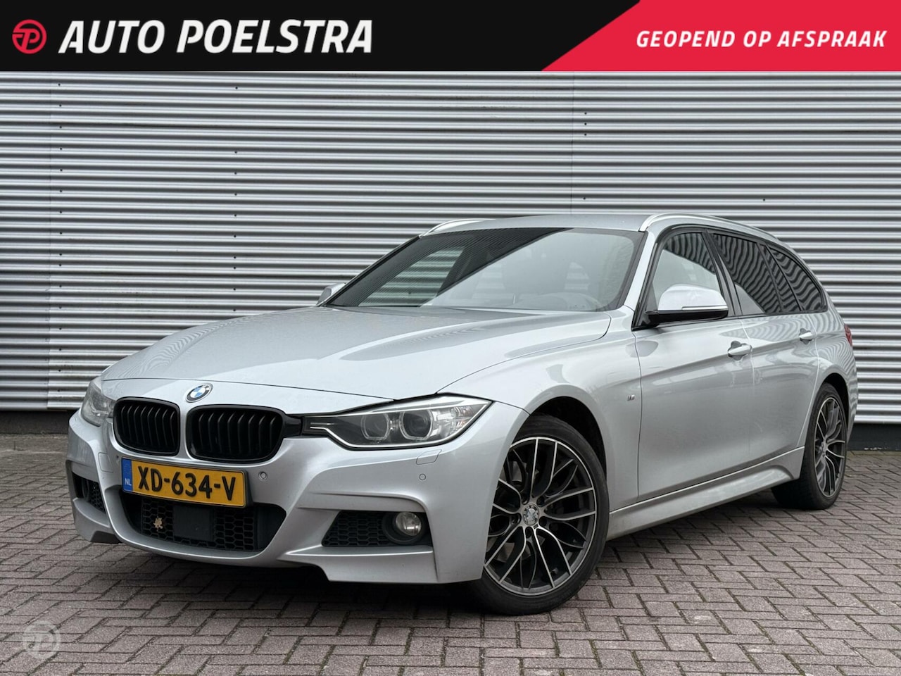 BMW 3-serie Touring - 330d xDrive High Executive M Sport Trekhaak HUD ACC Stoelverwarming - AutoWereld.nl