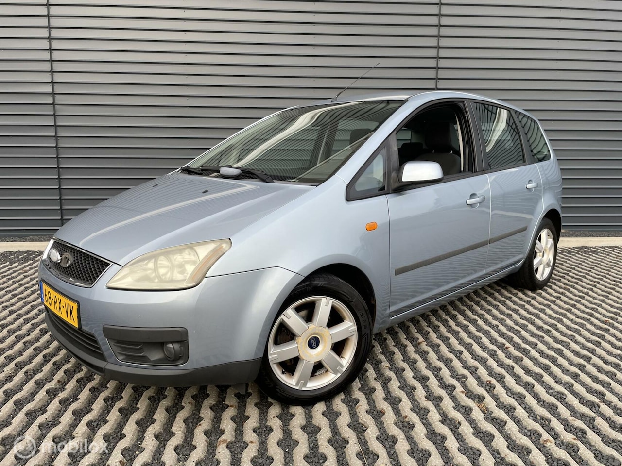 Ford Focus C-Max - 1.6-16V Futura | Airco | Trekhaak - AutoWereld.nl