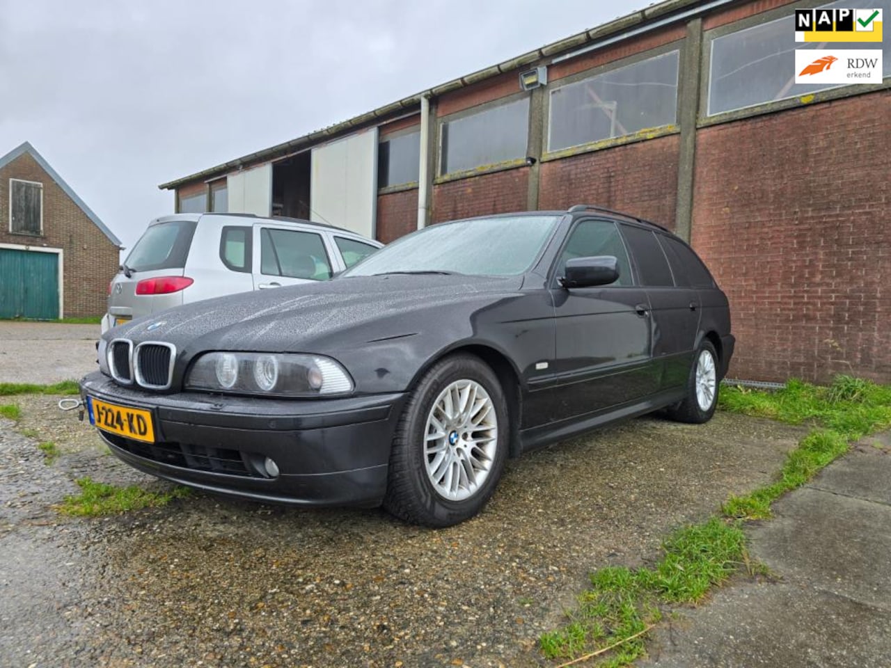 BMW 5-serie Touring - 530i Executive MOTOR DEFECT - AutoWereld.nl