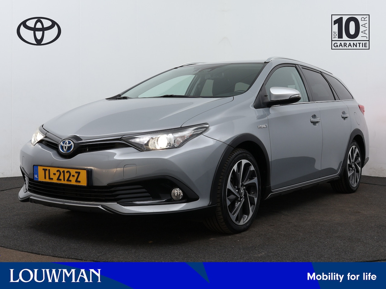 Toyota Auris Touring Sports - 1.8 Hybrid Freestyle | Navigatie | Camera | LM velgen | - AutoWereld.nl