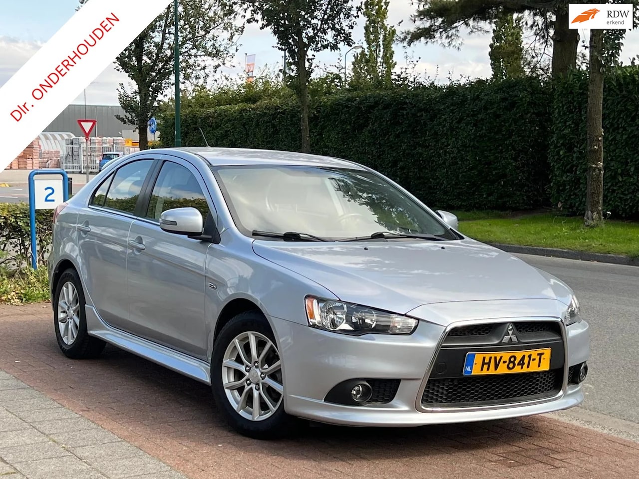 Mitsubishi Lancer Sportback - 1.6 Limited *Dlr. Onderhouden| Top auto - AutoWereld.nl