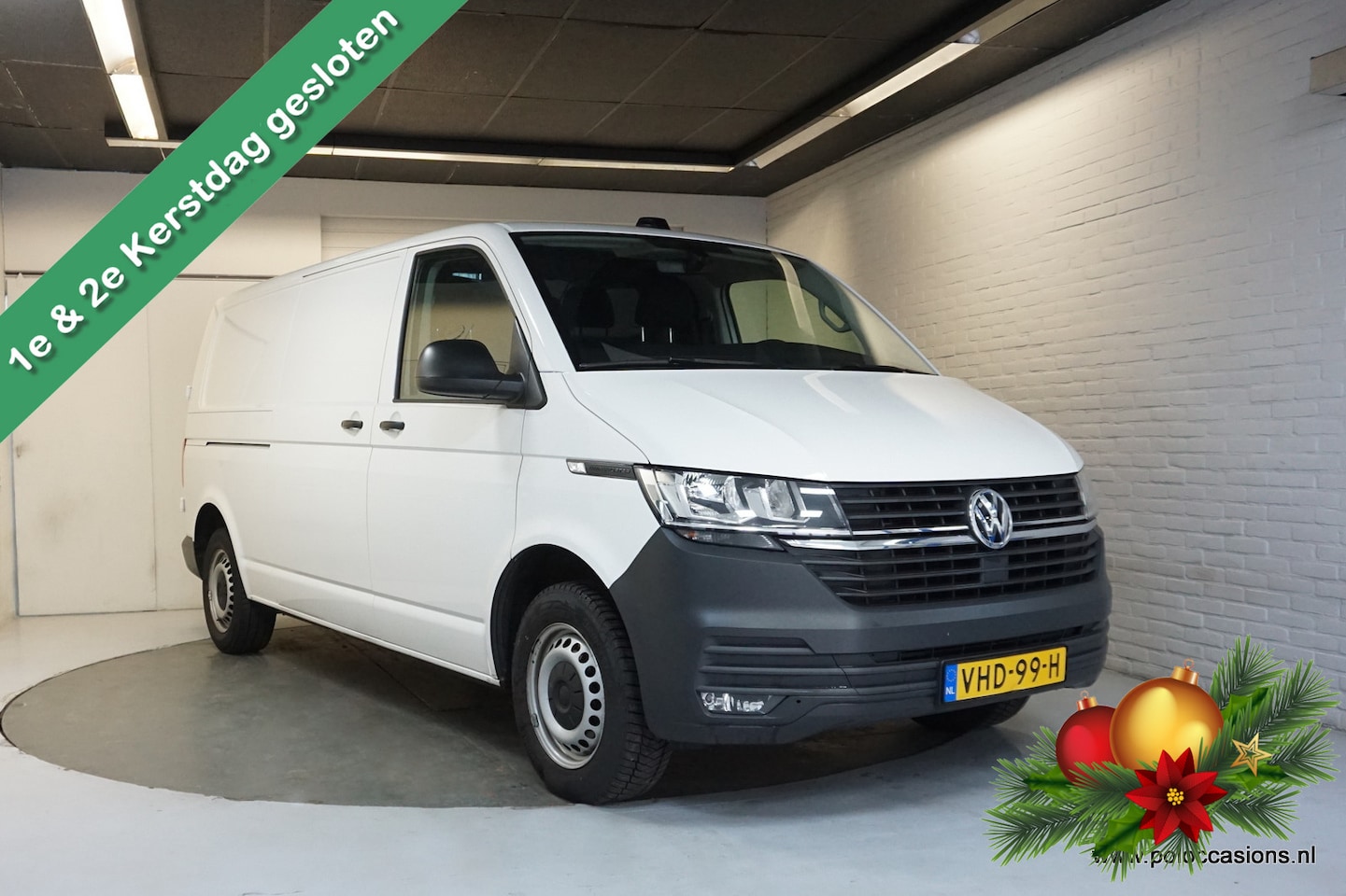 Volkswagen Transporter - 2.0 TDI L2H1 T6 Facelift | DAB+ | Euro 6 | Bank | Navigatie - AutoWereld.nl