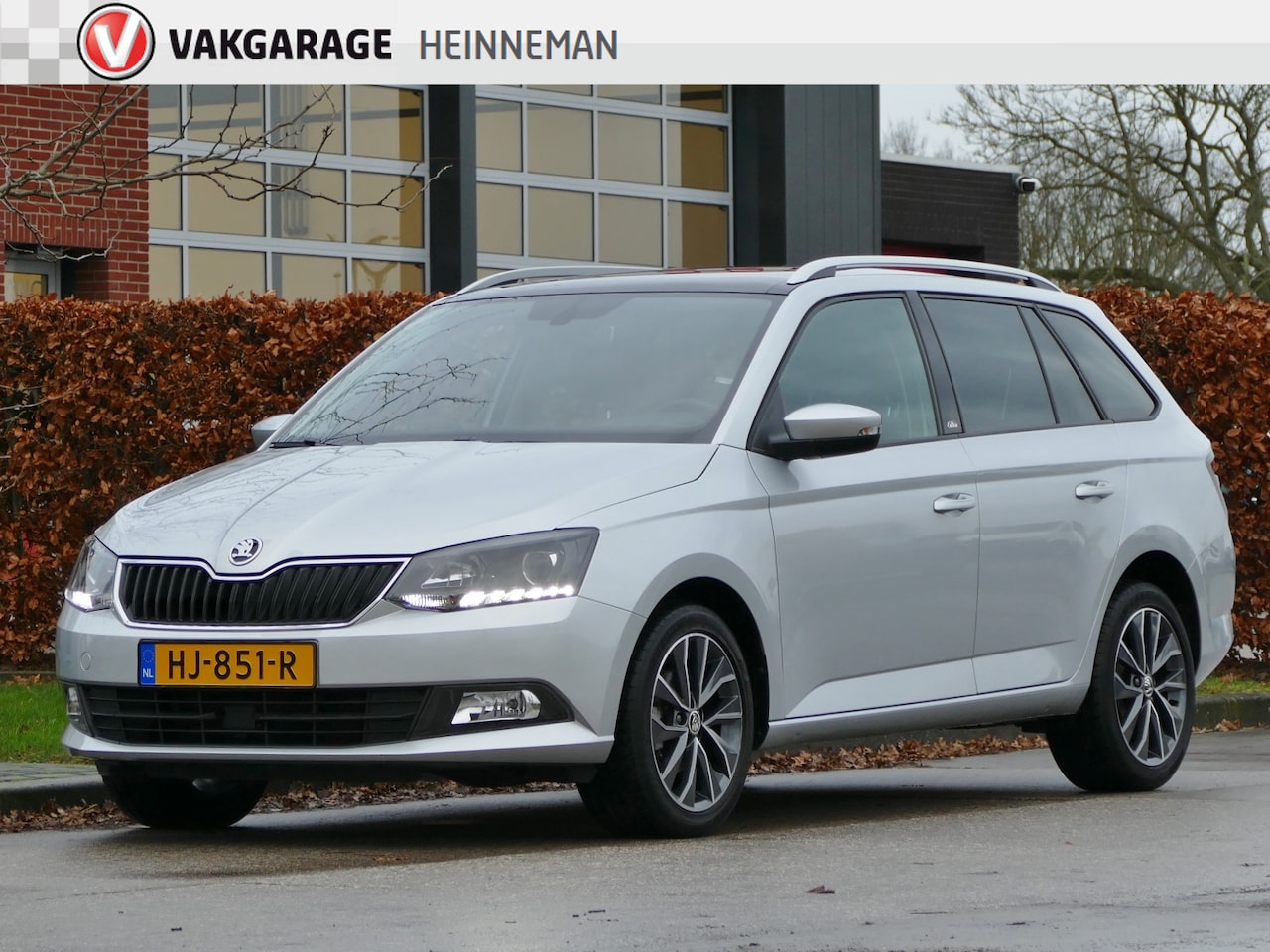 Skoda Fabia - 1.2 TSI Edition | stoelverwarming | navigatie | Apple Carplay / Android auto - AutoWereld.nl