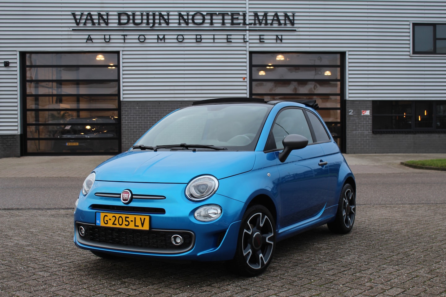 Fiat 500 C - 1.2 Sport / 500S / Carplay / Automaat / Cruise - AutoWereld.nl