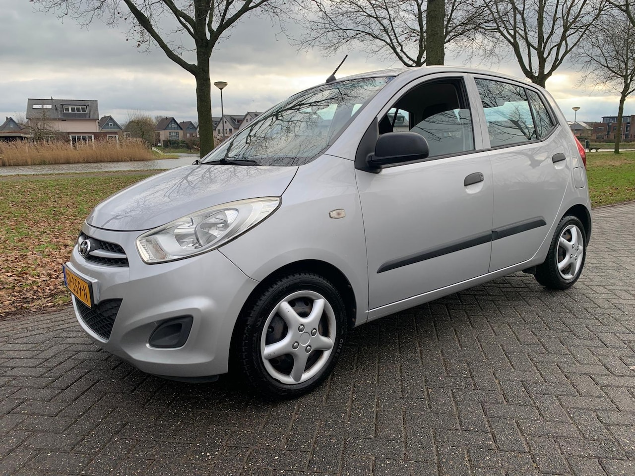 Hyundai i10 - 1.1 i-Catcher 1.1 i-Catcher - AutoWereld.nl