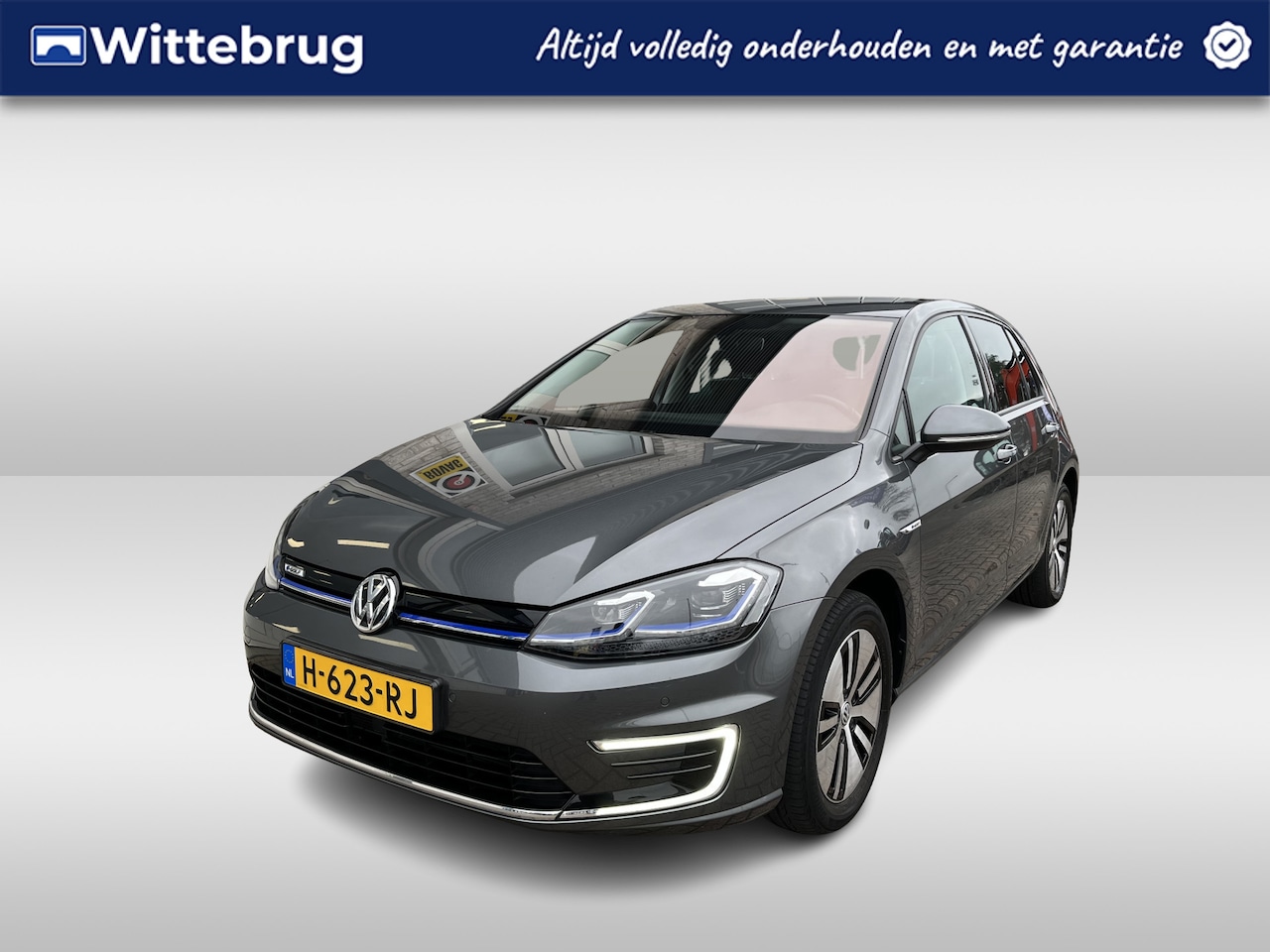 Volkswagen e-Golf - E-DITION / SUBSIDIE/ WARMTEPOMP/ PARK. SENSOREN/ LED/ APP CONNECT/ ADAPT. CRUISE/ NAVI/ CL - AutoWereld.nl