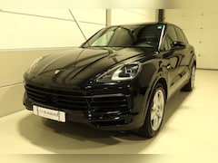 Porsche Cayenne - 3.0 E-Hybrid Adaptive, Panorama, PASM, Full dealer serviced