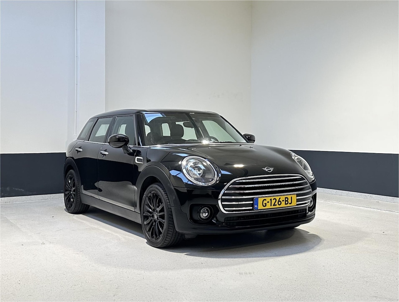 MINI Clubman - Mini 1.5 One Business Edition | Navi|1 EIg| NL | Lm velgen| Armsteun - AutoWereld.nl