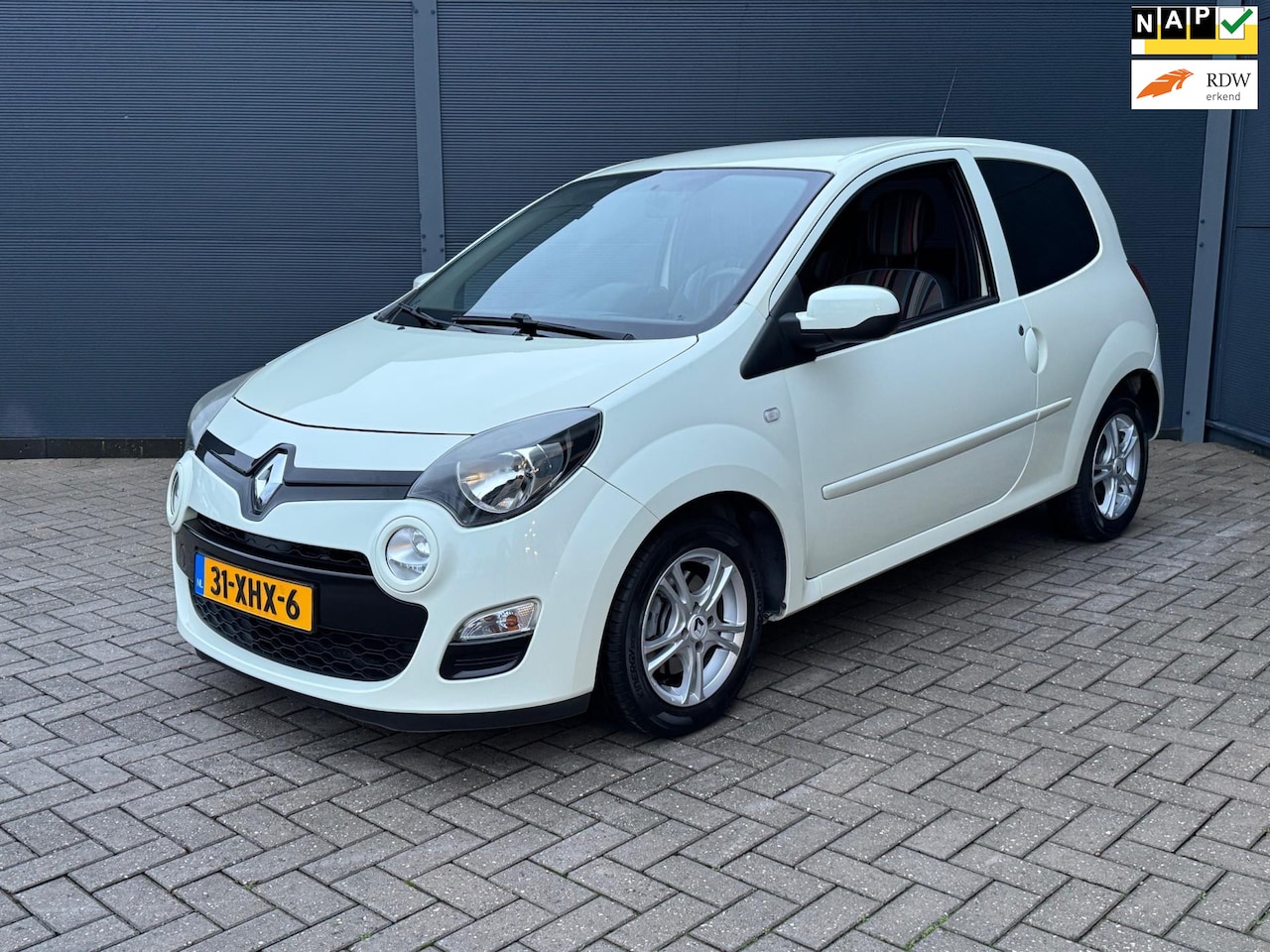 Renault Twingo - 1.2 16V Collection / Nap / Airco / Facelift - AutoWereld.nl