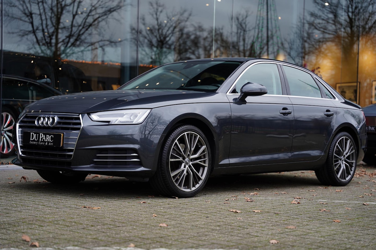 Audi A4 Limousine - 1.4 TFSI Sport Lease Edition Navigatie - AutoWereld.nl