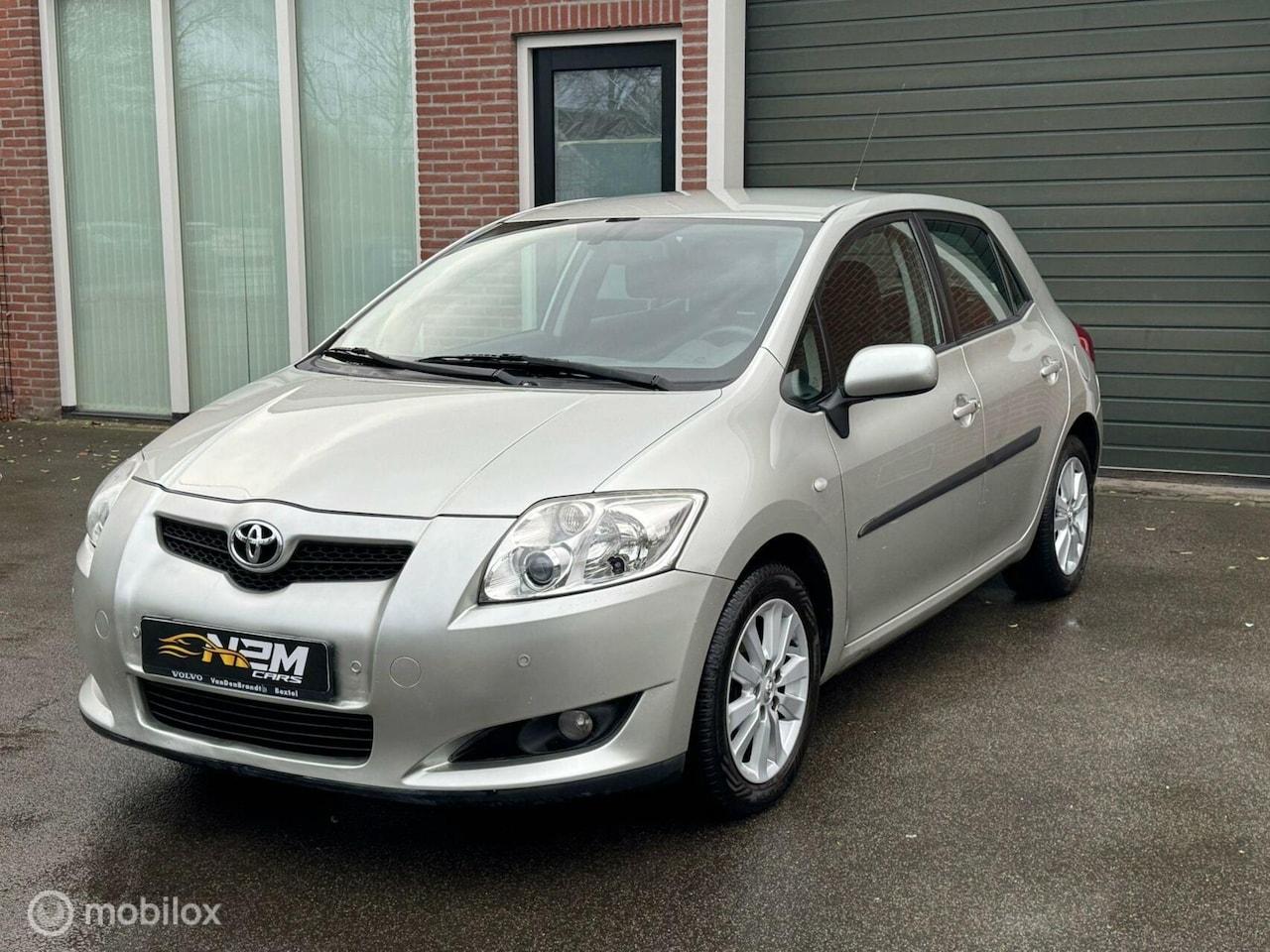 Toyota Auris - 1.6-16V Executive Business|Automaat|NAP - AutoWereld.nl