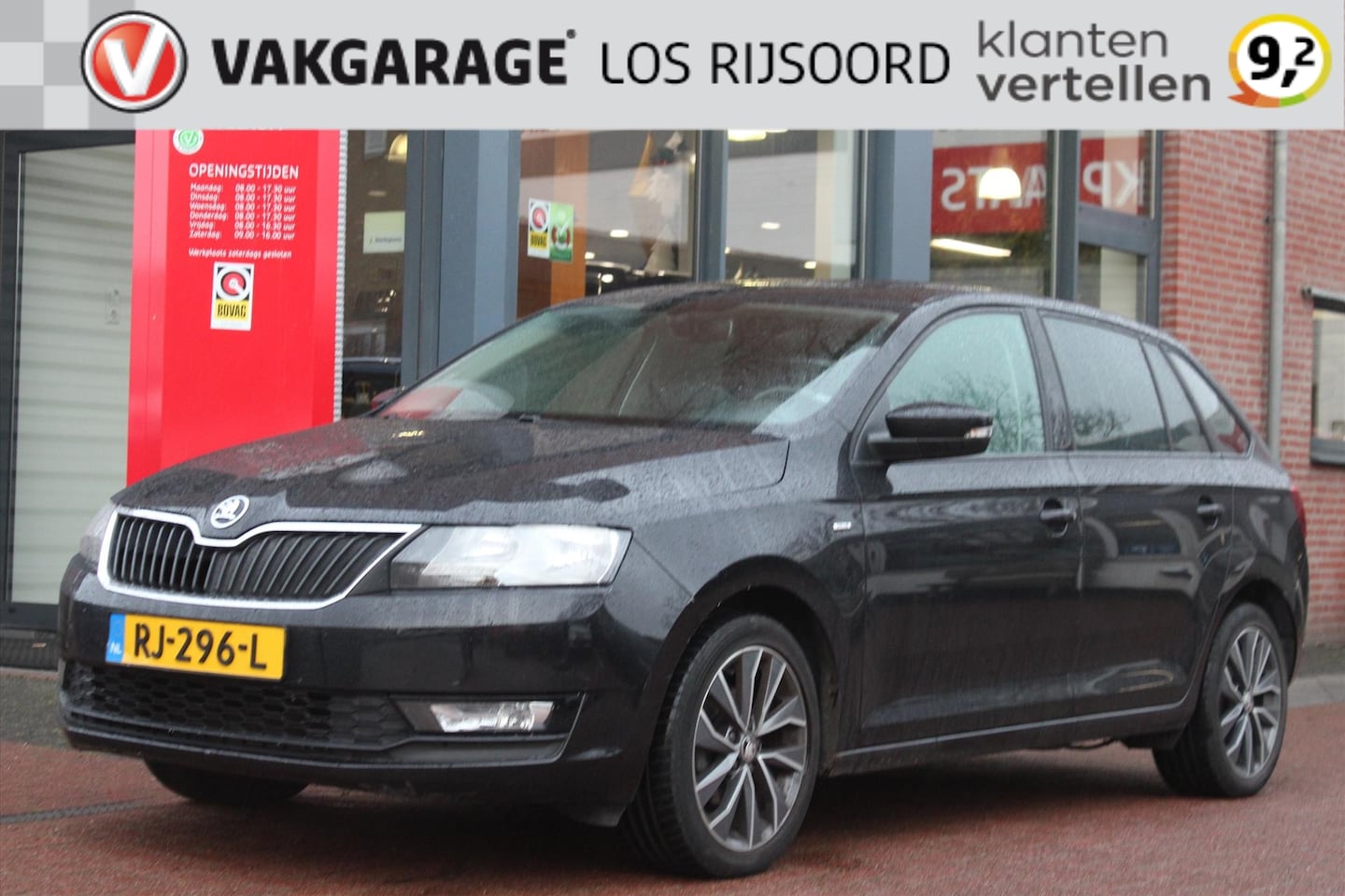 Skoda Rapid Spaceback - 1.0 TSI Greentech *Drive* | Trekhaak | Cruise & Climate Control | Stoel verwarming | Navig - AutoWereld.nl