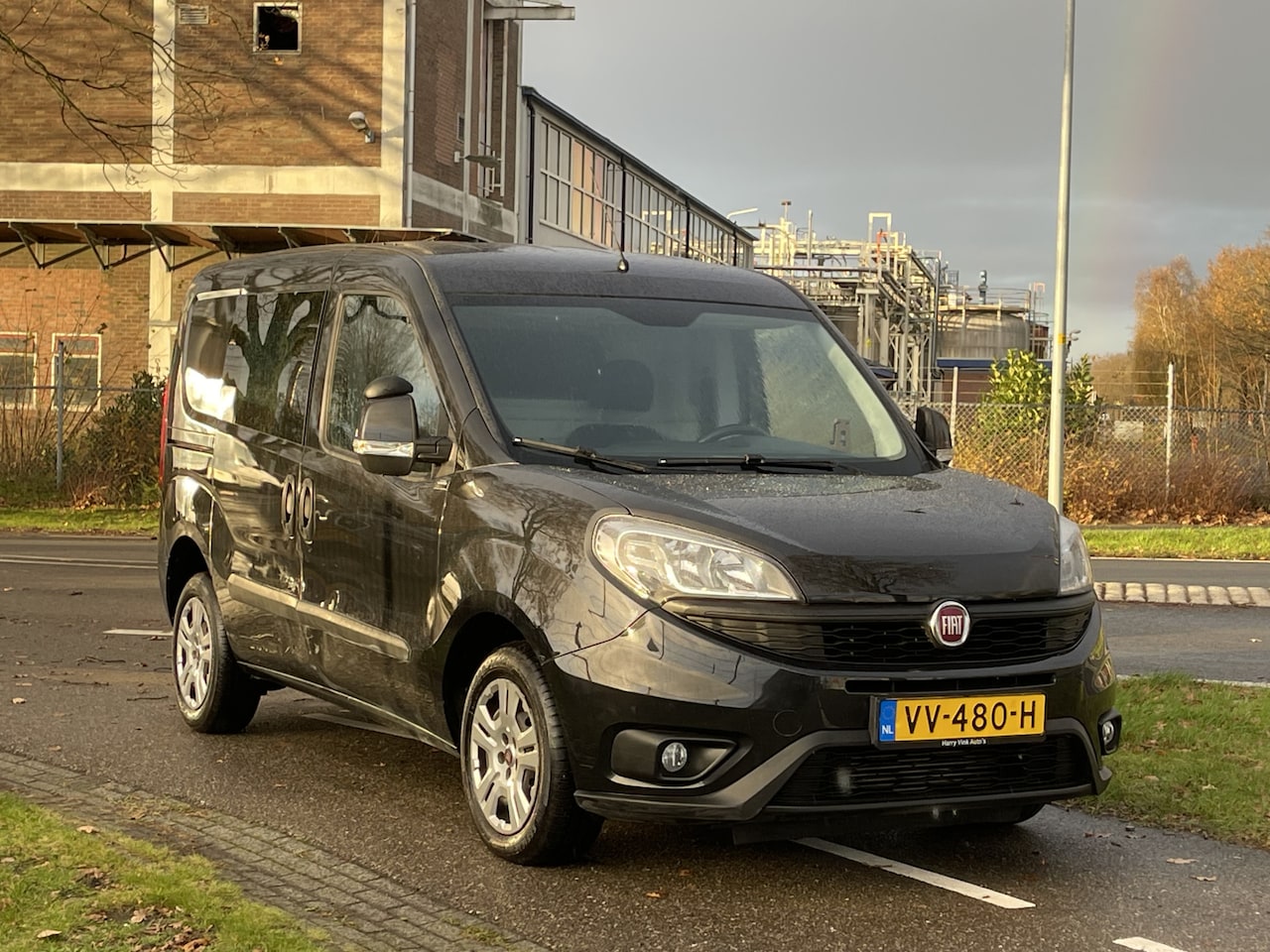 Fiat Doblò Cargo - 1.6 MJ L1H1 SX Start & Stop | AUTOMAAT | 90 pk | Bumpers in kleur | Schuifdeur met raam | - AutoWereld.nl