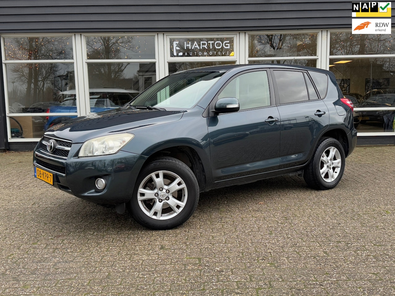 Toyota RAV4 - 2.0 VVTi Executive Business | 4X4 | Leer | Navi | Camera | - AutoWereld.nl