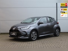 Toyota Yaris - 1.5 Hybrid Dynamic Team Deutschland LED/Clima/NAVI