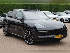 Porsche Cayenne - 3.0 E-Hybrid / Trekhaak / Panoramadak / 360Camera / Head-up / Keyless / 22'' / Luchtvering