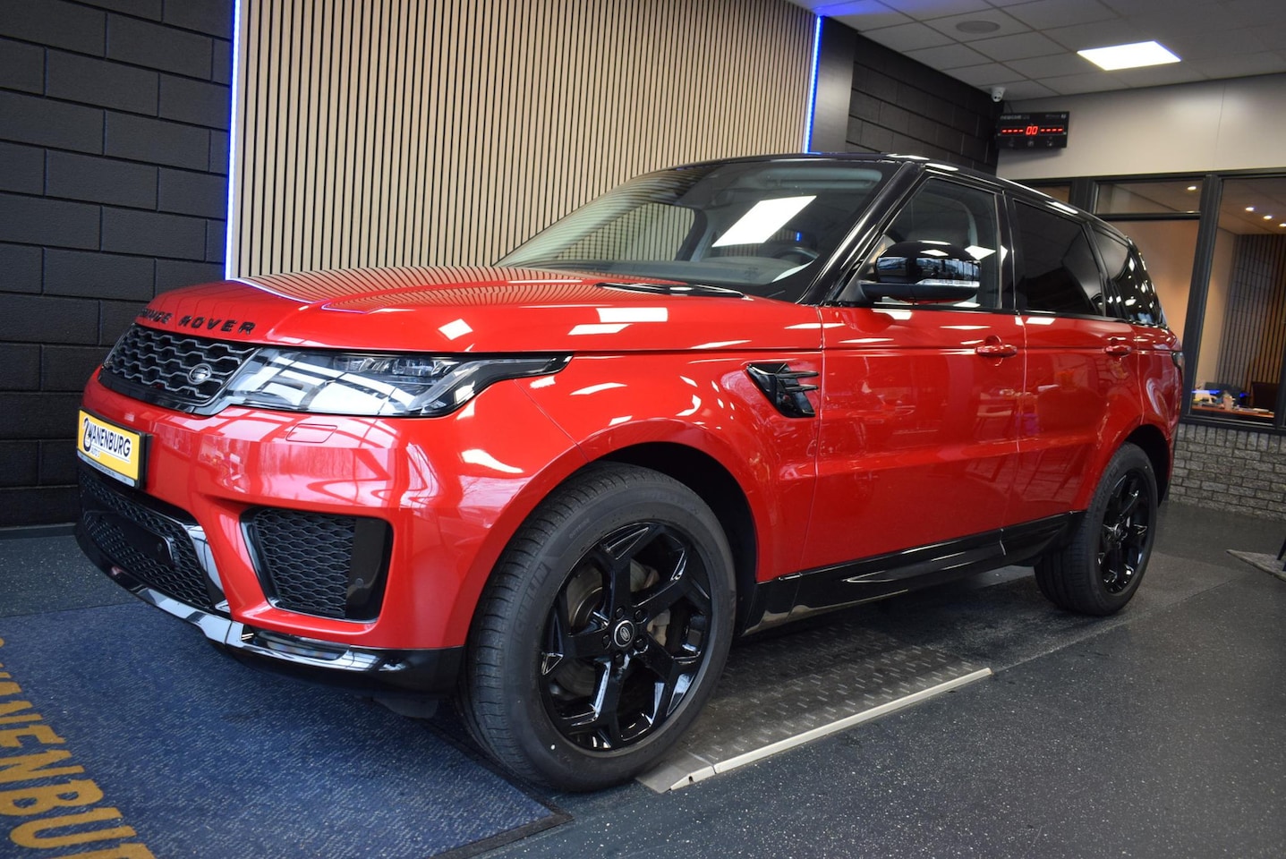 Land Rover Range Rover Sport - 2.0 SD4 HSE Full Options Nieuw Model Km 87.500!! - AutoWereld.nl