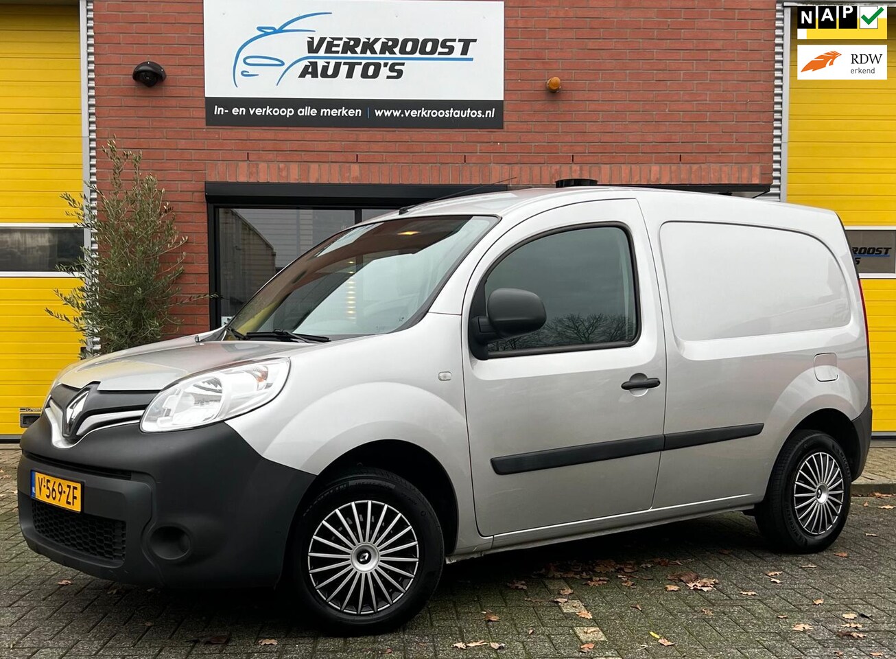 Renault Kangoo - 1.5 dCi 75 Energy Comfort. navi. airco. pdc. schuifdeur - AutoWereld.nl