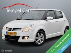 Suzuki Swift - 1.3 Limited, White metallic, Navi nieuwe APK