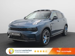 Lynk & Co 01 - Plug-in Hybrid 261PK Panoramadak, 360 gr. camera, stoelverwarming, 6.6kW laden, side assis