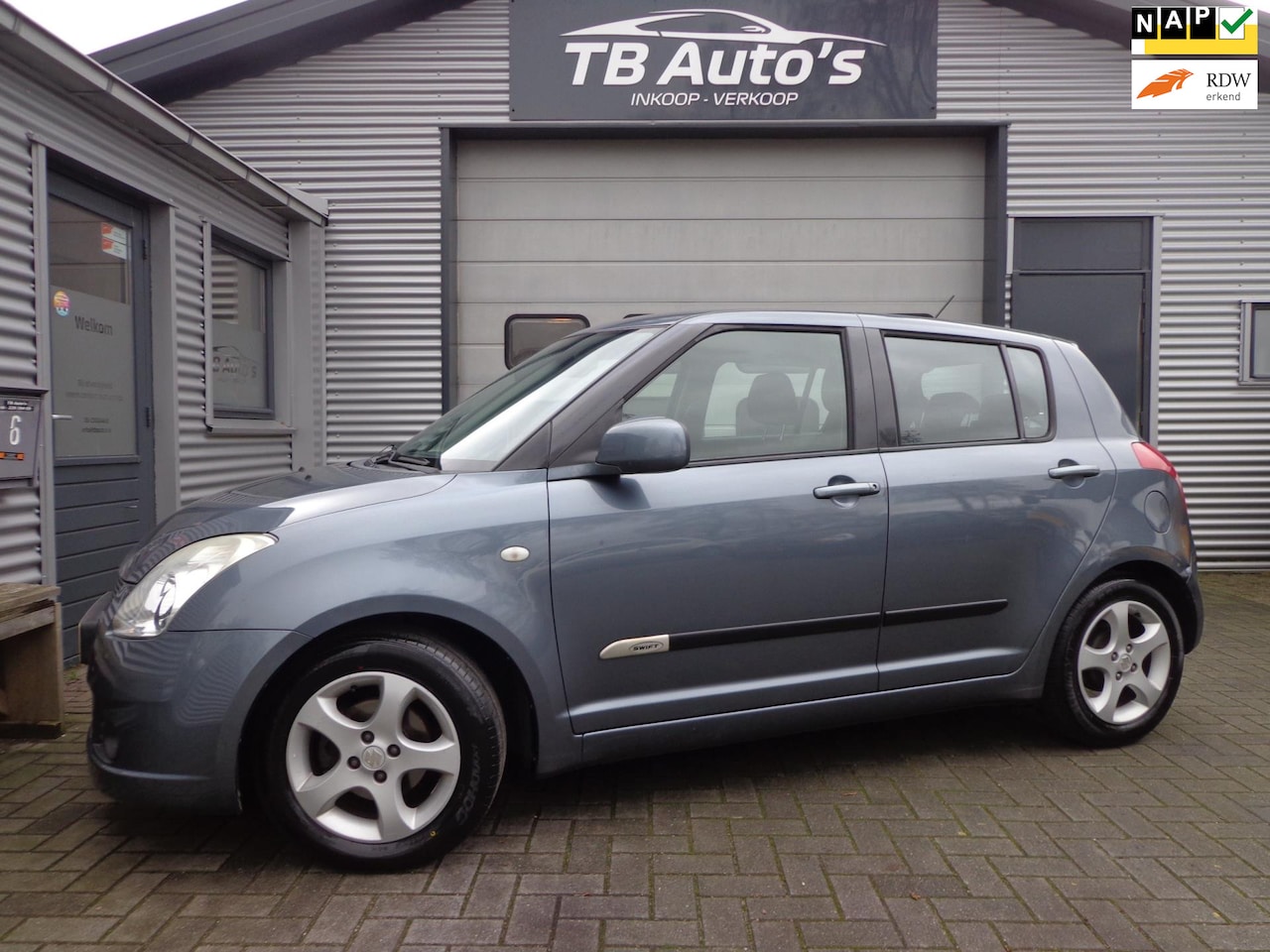 Suzuki Swift - 1.3 Shogun 5-DRS ! AIRCO ! - AutoWereld.nl