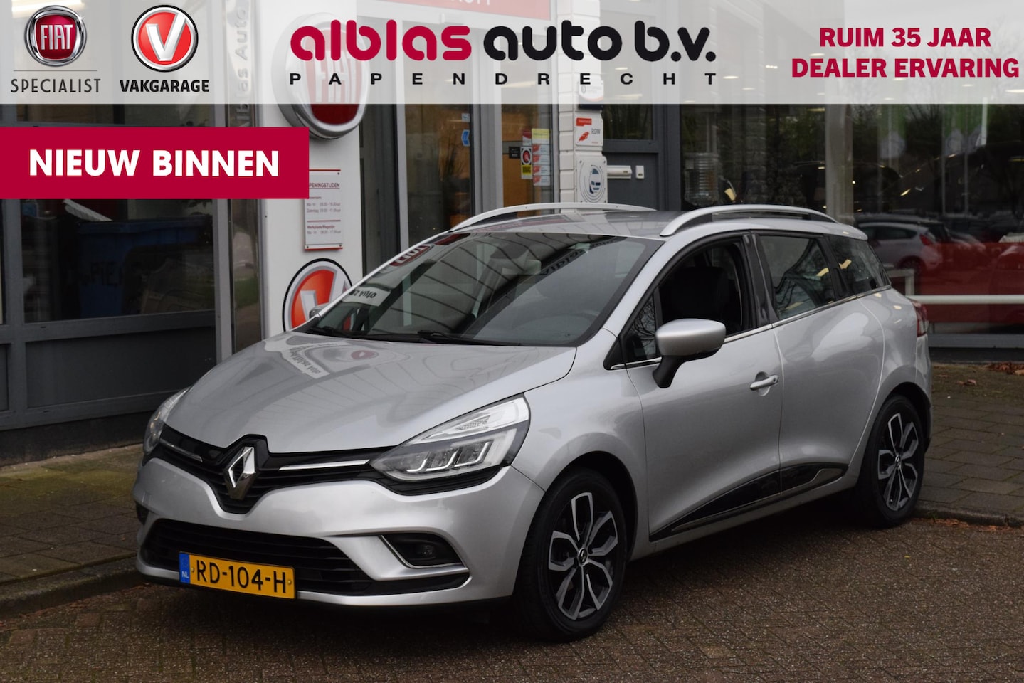 Renault Clio Estate - 0.9 TCe Intens|trekhaak - AutoWereld.nl