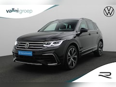 Volkswagen Tiguan - 1.4 TSI 245PK DSG eHybrid R-Line Business | Trekhaak | IQ Light | Navi Discover Pro | Came