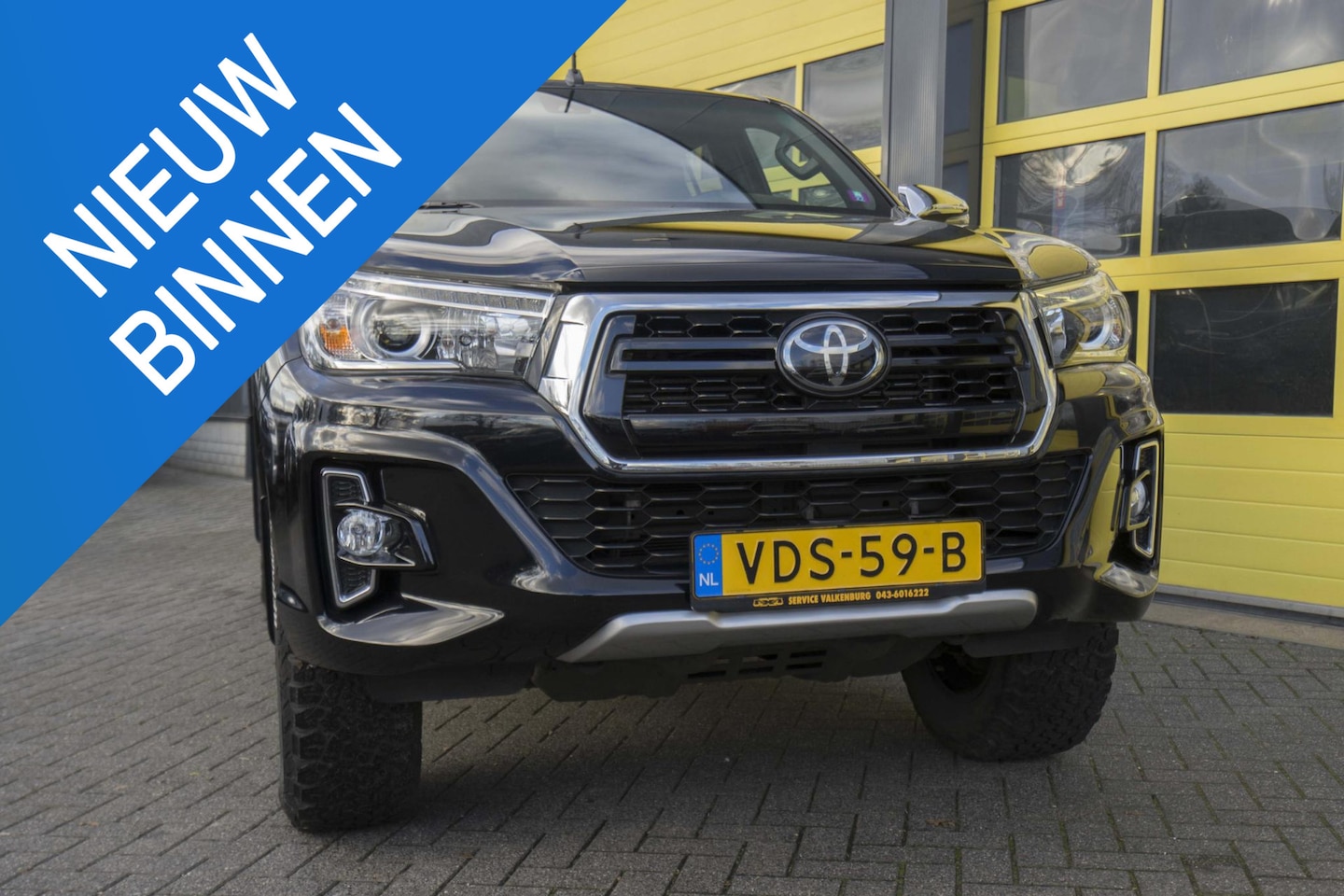 Toyota HiLux - 2.4 D-4D-F Double Cab Executive 5 Persoons - AutoWereld.nl